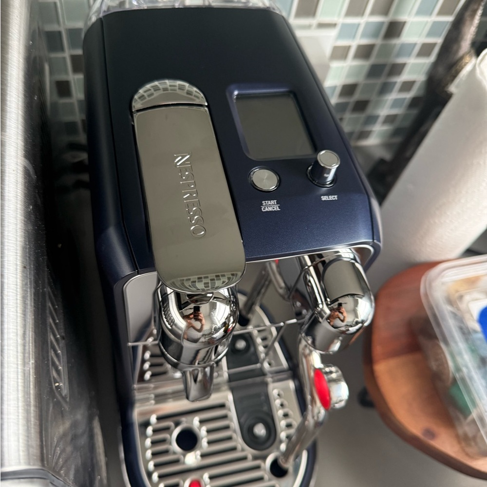 Breville Nespresso Creatista Plus